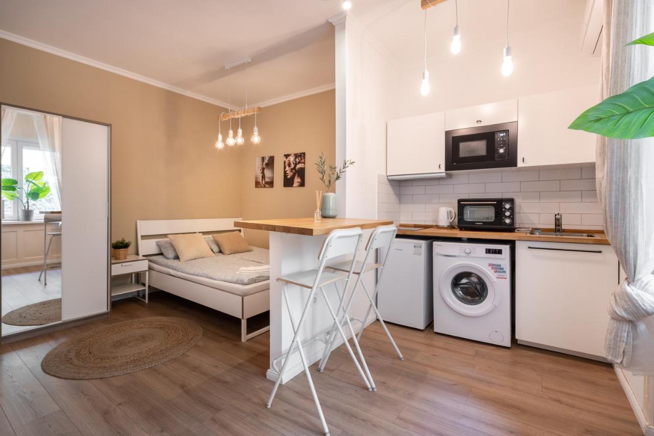 D71 Superior Apartments, Best Location, By Bqa Budapest Bagian luar foto