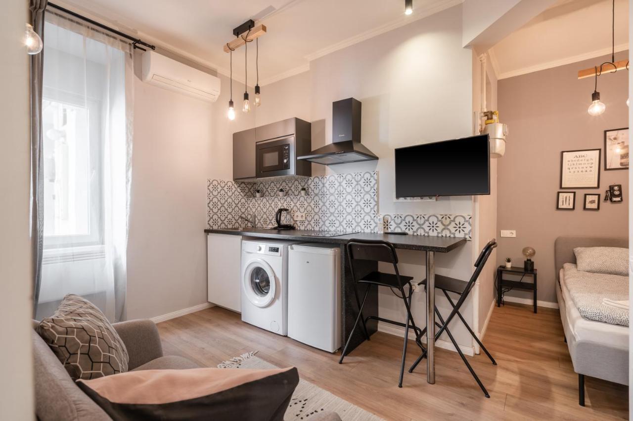 D71 Superior Apartments, Best Location, By Bqa Budapest Bagian luar foto